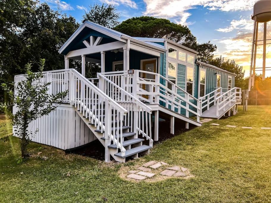 Вилла The Little Getaway-Sleeps 4, Firepit, Pet Friendly Pottsboro Экстерьер фото